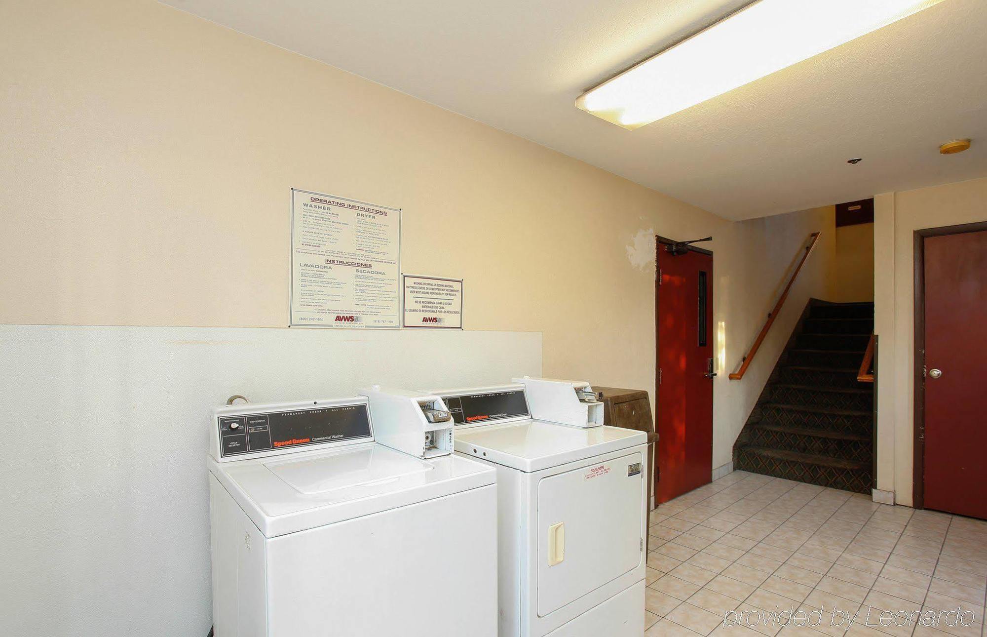 Ontario Airport Executive Inn Ngoại thất bức ảnh