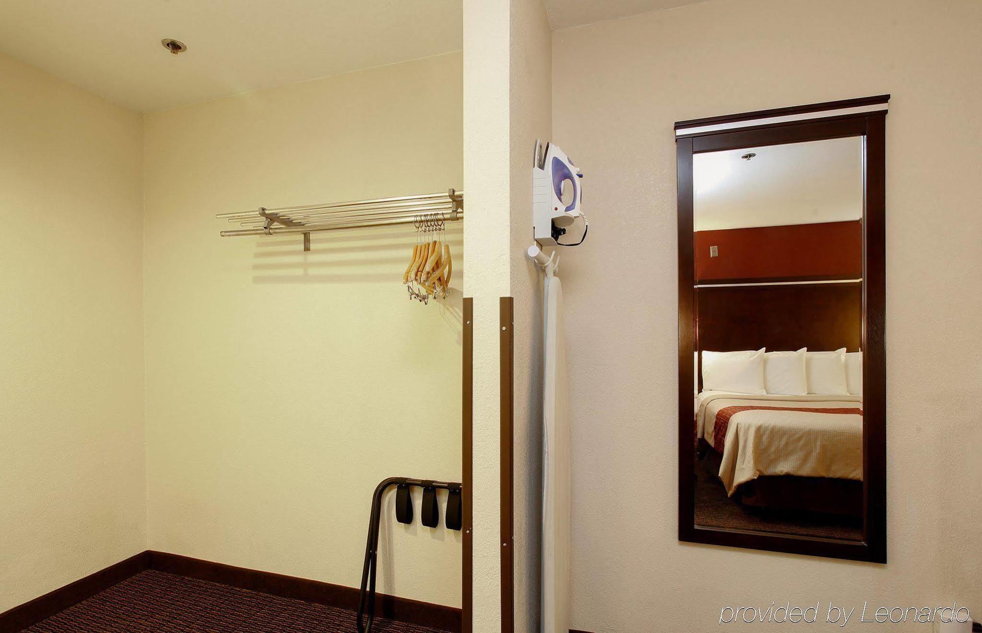 Ontario Airport Executive Inn Ngoại thất bức ảnh